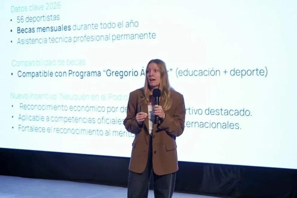 Josefina Codermatz, ministra de Juventud, Deportes y Cultura