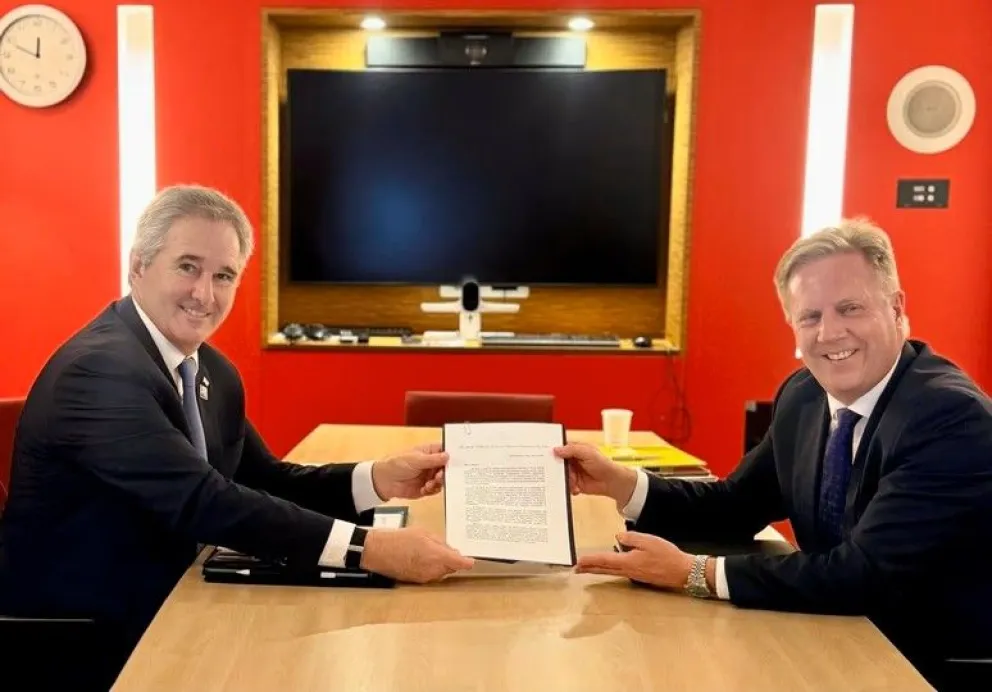 El canciller, Pablo Quirno, junto al ministro de Comercio e Inversiones de Nueva Zelanda, Todd McClay