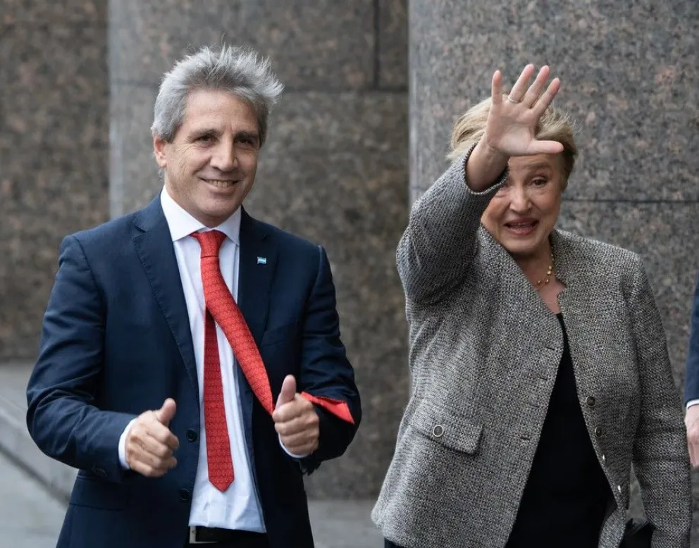 Luis Caputo y Georgieva